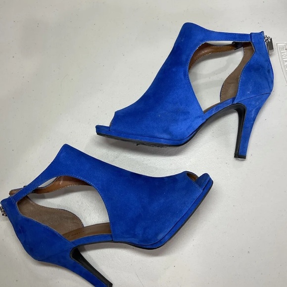 Lane Bryant Jenna Peep Toe Sling Back Heels Vibrant Blue Womens Size 9W Zip back - Picture 4 of 9